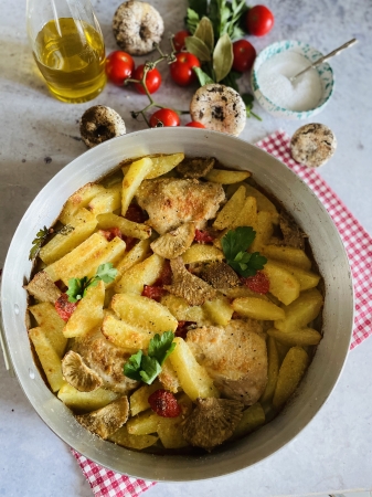Tiella di patate, pollo e funghi pupurazzi. 
